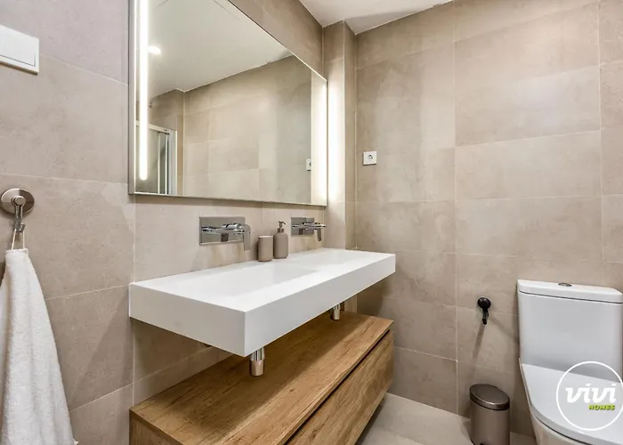 Vivi Homes - Alira, Pool, Terrace, Close To