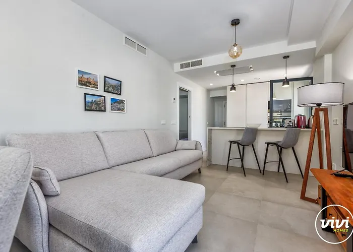 Апартаменты Vivi Homes - Alira, Pool, Terrace, Close To *